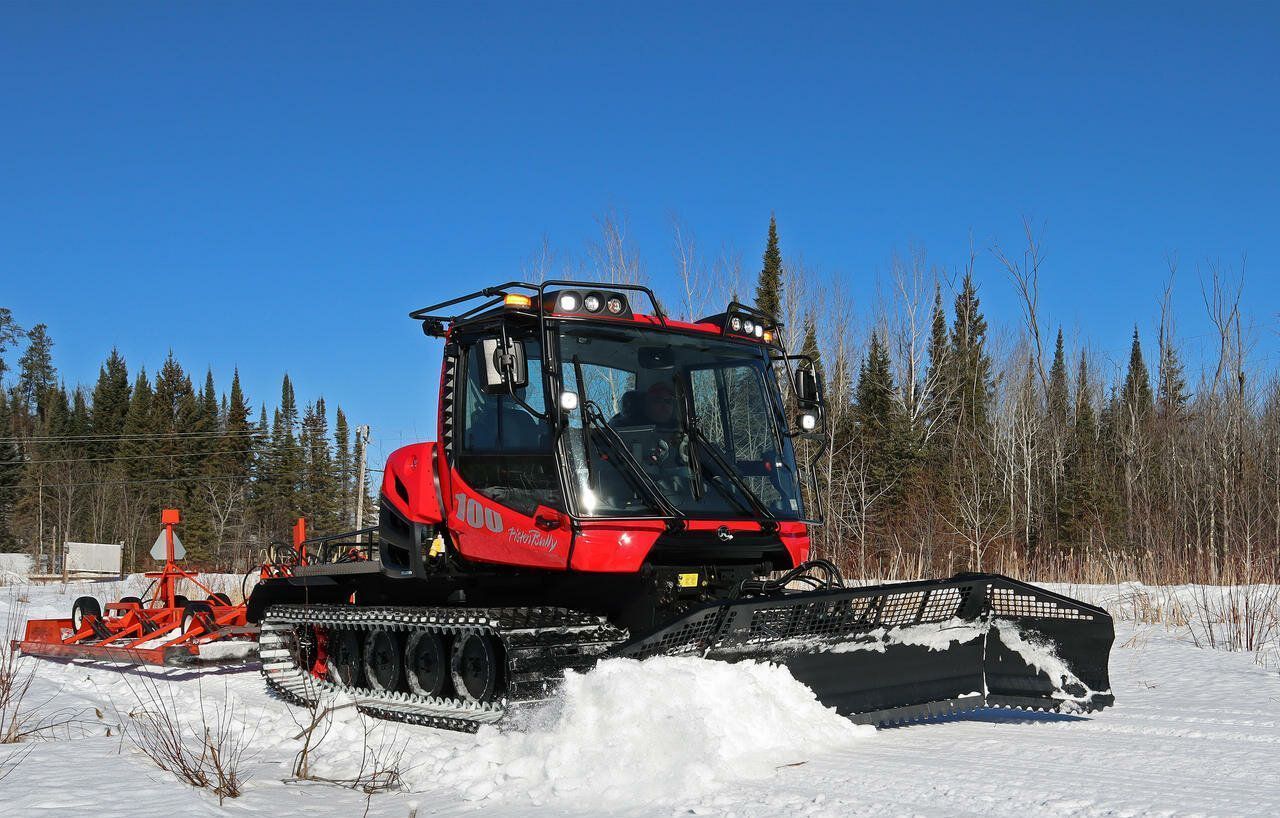 100 Trail - PistenBully